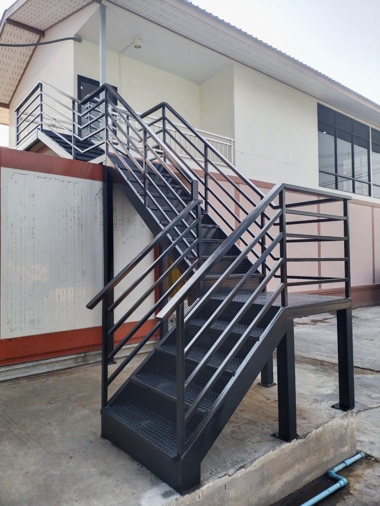 Thi công lan can, cầu thang sắt giá rẻ cho mọi công trình tại Đông Hòa, Bình Dương